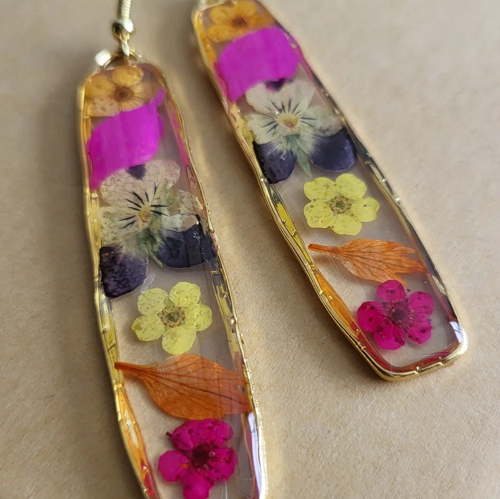 Mixed Flower Resin Earrings- Handmade Earrings- Resin Shapes- Resin Pendants- Re - Picture 3 of 8